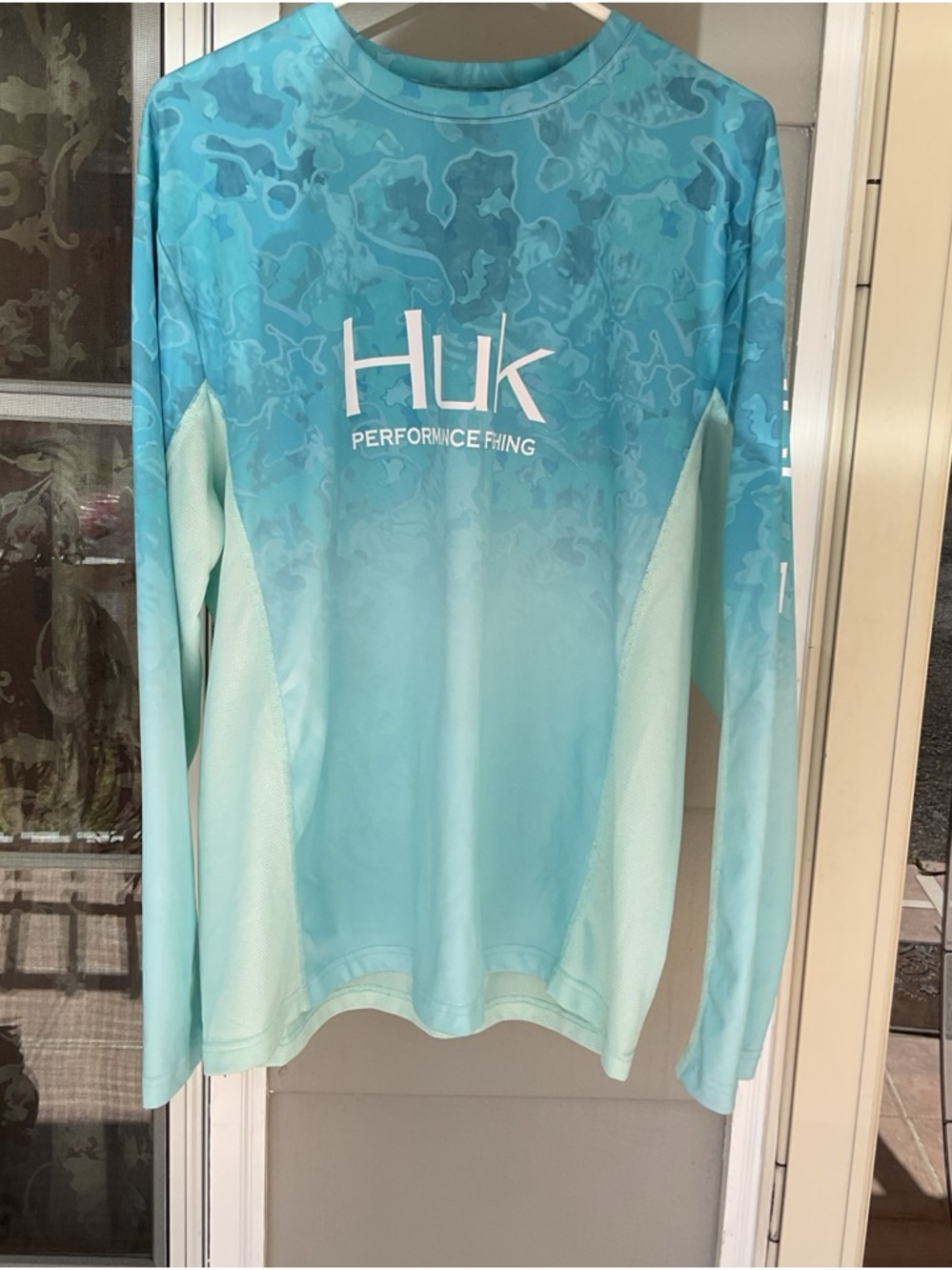 Hulk Shirt Men Top Large teal  aqua Pullover Loose Performance Fishing Beach EUC - Picture 3 of 11